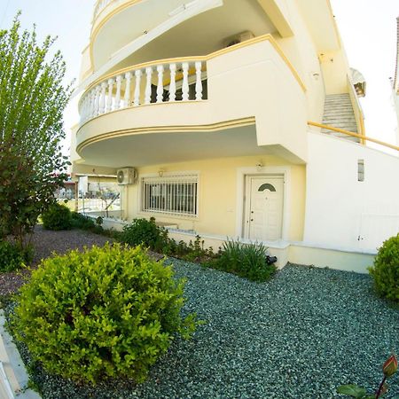 Evaggelia Design Suite Nea Peramos  Exterior photo